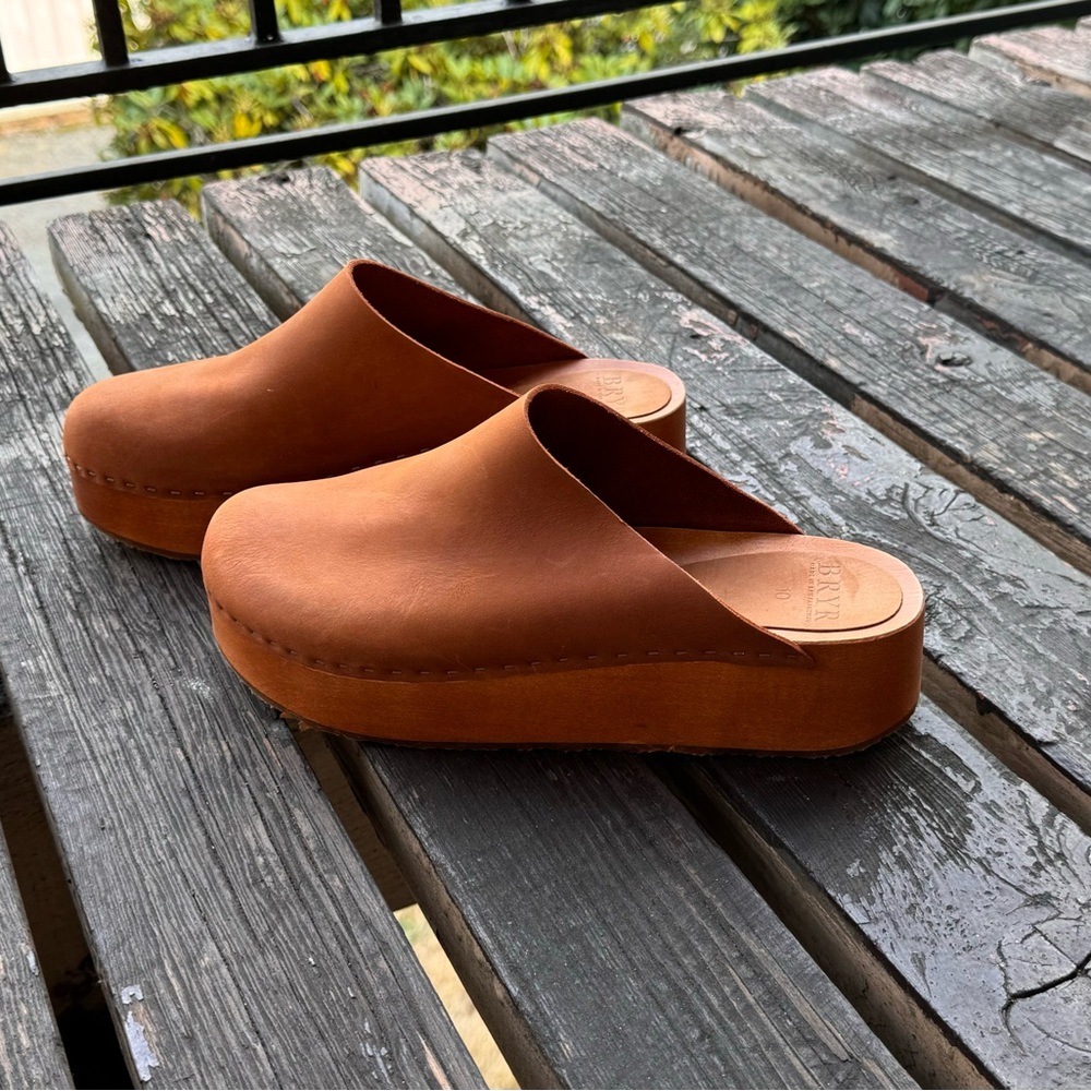 Bryr Women's Platform Mules in Cognac Brown